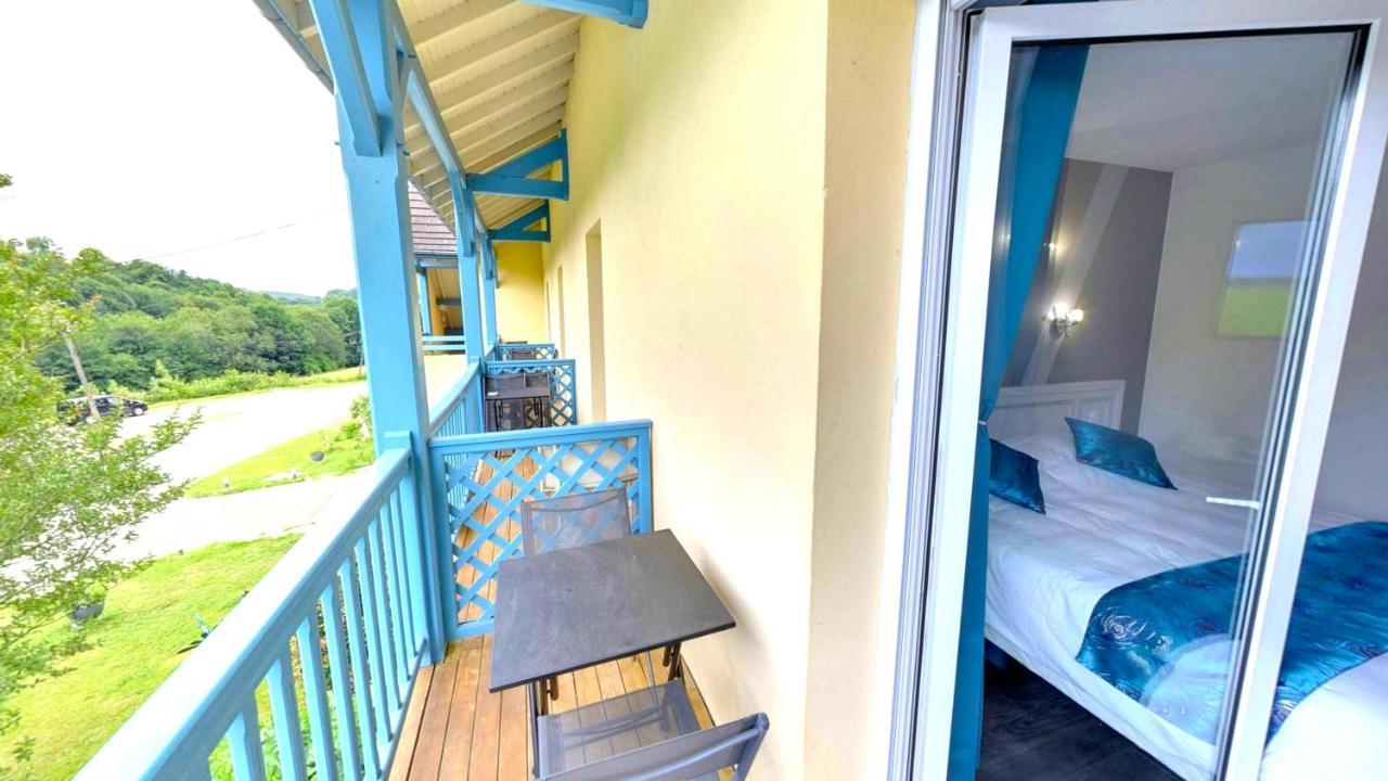 Fasthotel Oloron Hostellerie Du Paon Blanc Lurbe-Saint-Christau Exterior photo